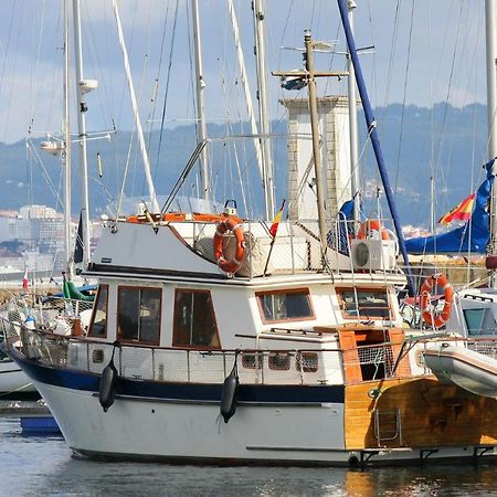 Barco 12 Mts Centro Cangas المظهر الخارجي الصورة